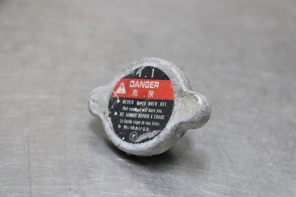 2000 Honda CBR929RR 929RR  Engine Radiator Cap