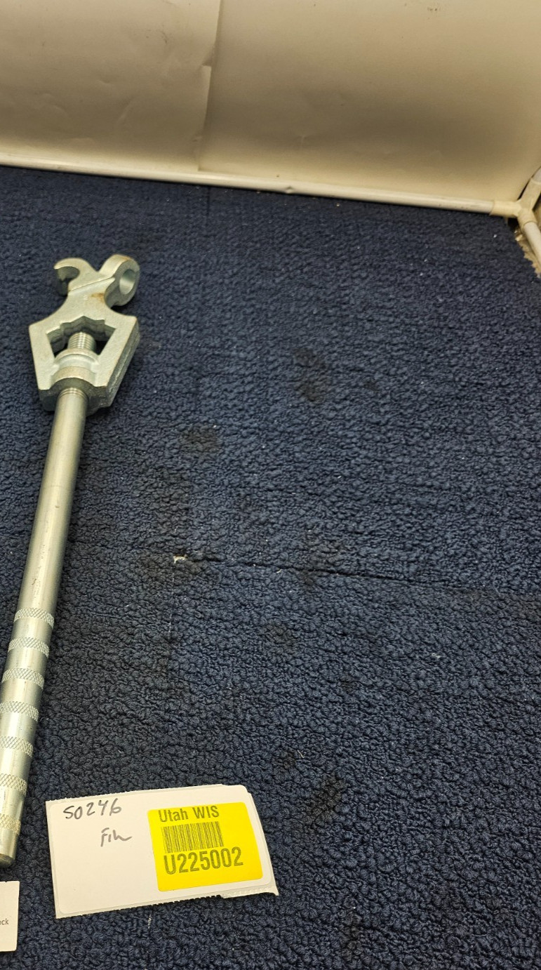 Reed Forged Steel Hydrant Wrench, 1-1/4" Square, 1-3/4"Pentagon, 18-3/4" Long