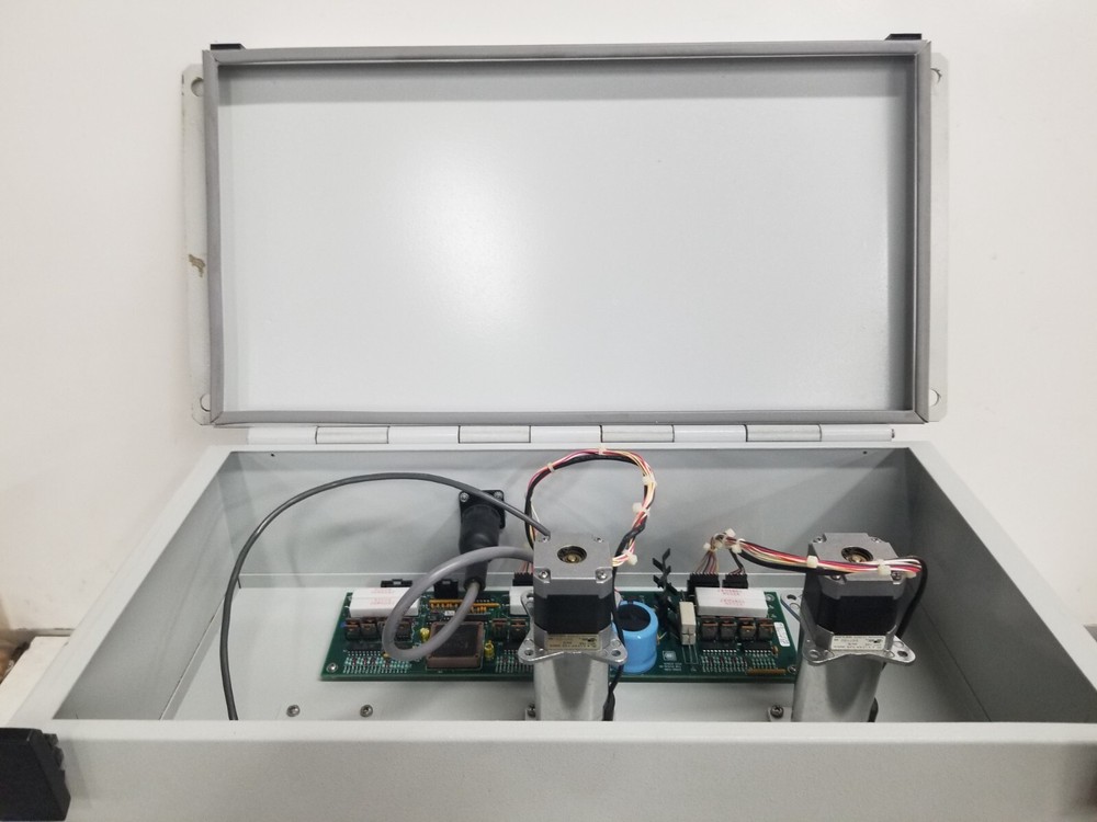Dionex SS80 Sample Selector Process Analyzer Enclosure