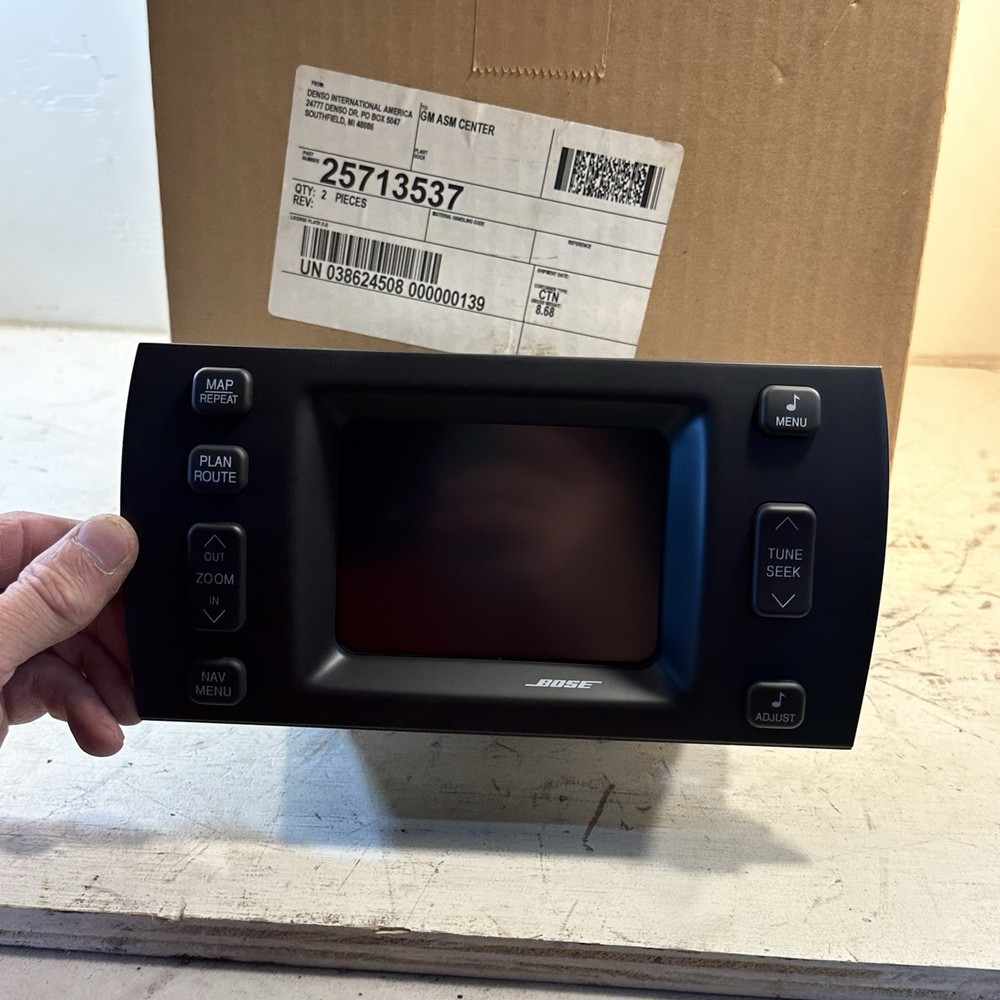 New OEM GM 25713537 Navigation Data Entry System Processor for 2000-01 Deville