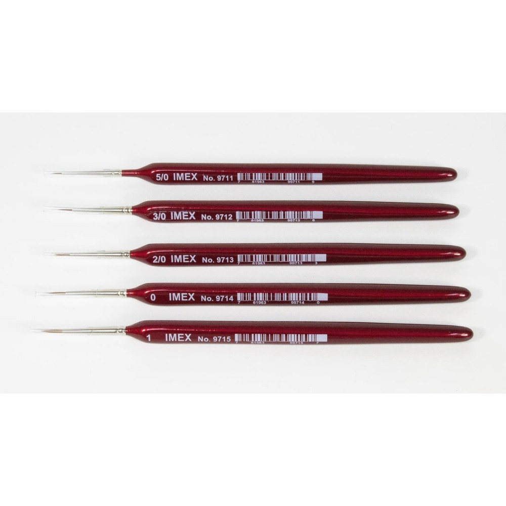IMX9711 5/0  RED SABLE BRSH TRIANGLE H