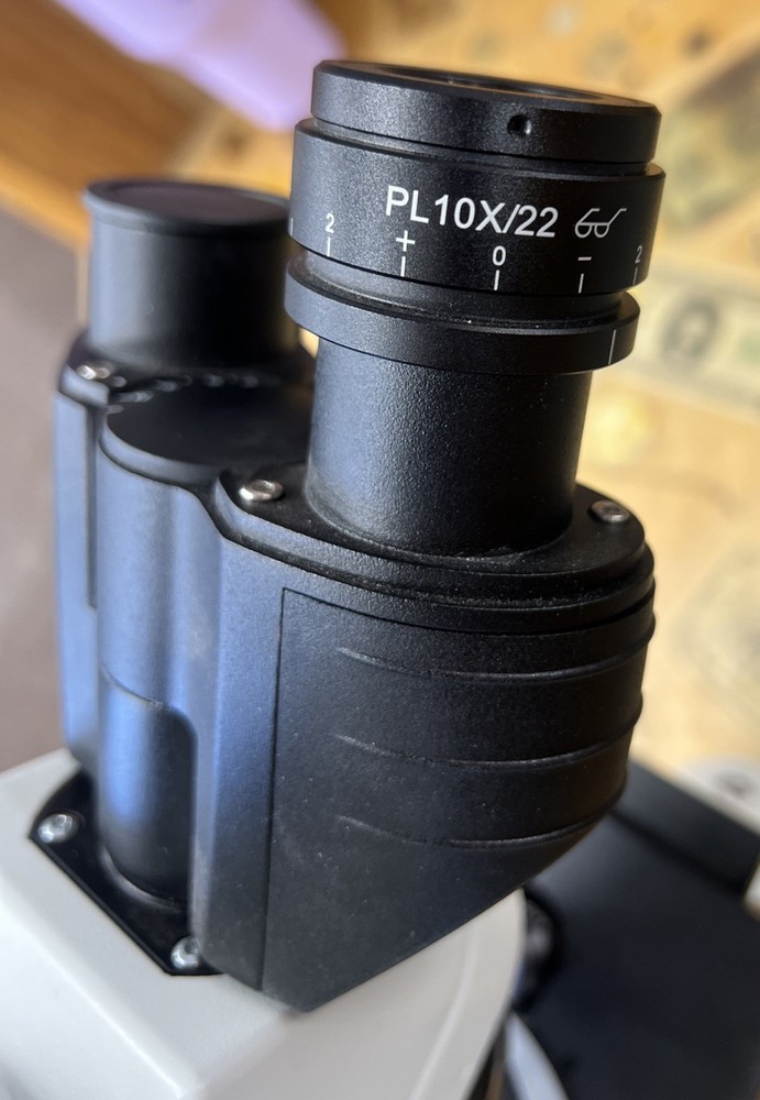 X Rapid Group Biological Microscope Model x_B8C6