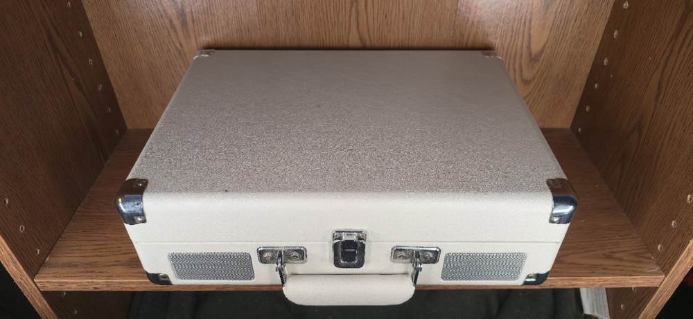 Crosly Briefcase Record Player With Bluetooth