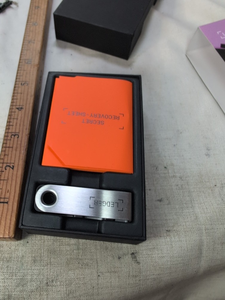 Ledger - Nano S Plus Crypto Hardware Wallet - Open Box - Distressed Packaging