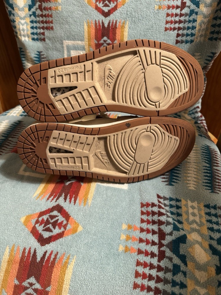 Nike Air Jordan 1 Zoom CMFT 2