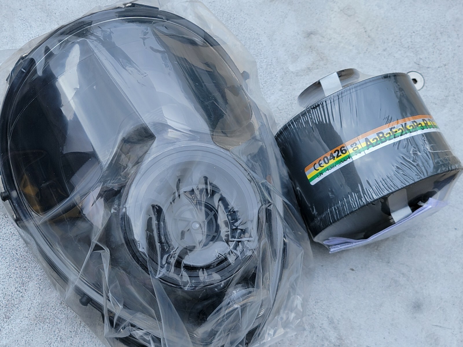 NATO 40mm Premium 2024 Gas Mask w/Tactical Pouch & NBC/CBRN Filter Exp 2028