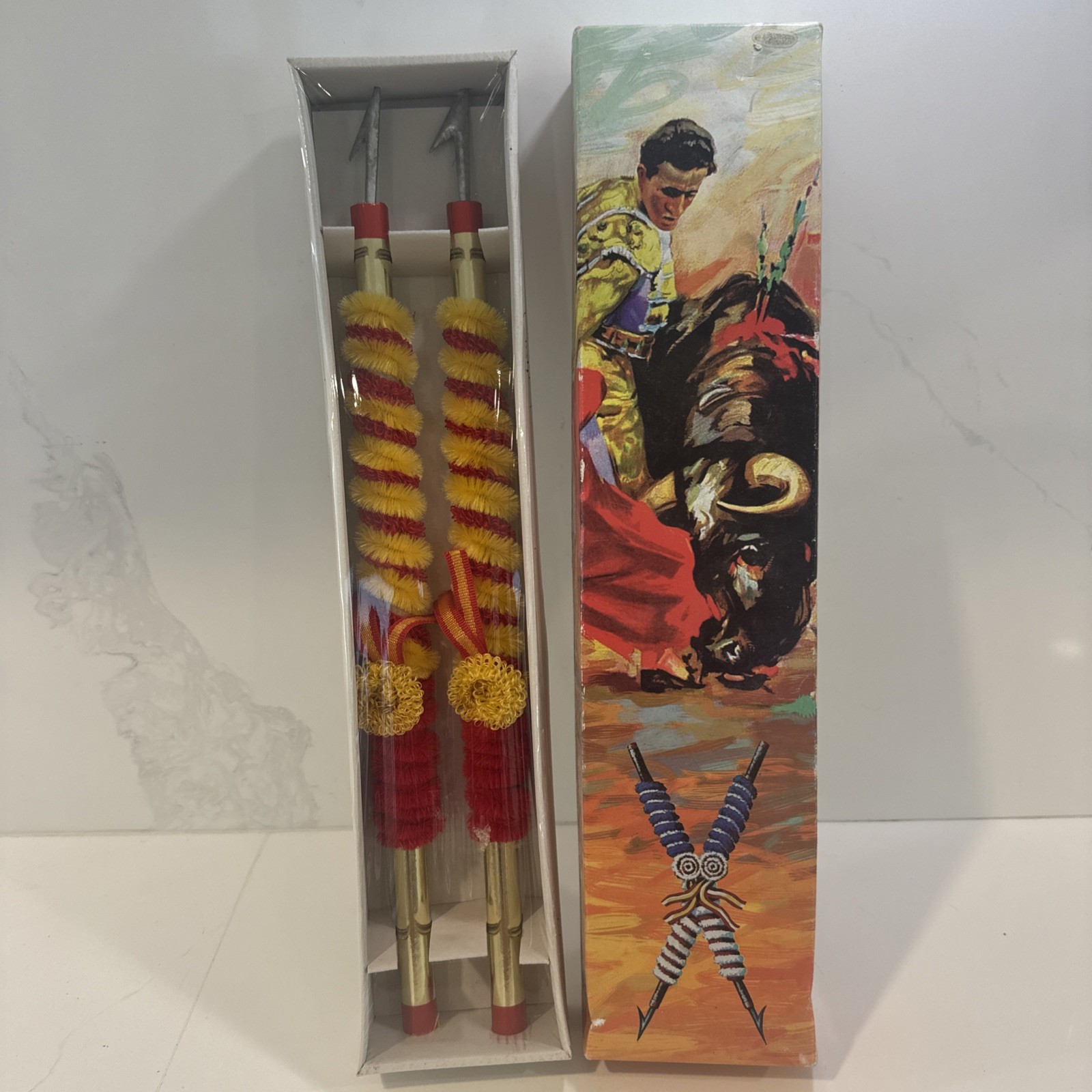 Vintage Artesania Tarrega Spanish Bullfighter Banderillas Darts w/ box NEW