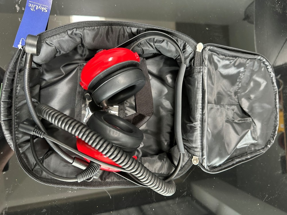 SkyLite Headsets with Bag