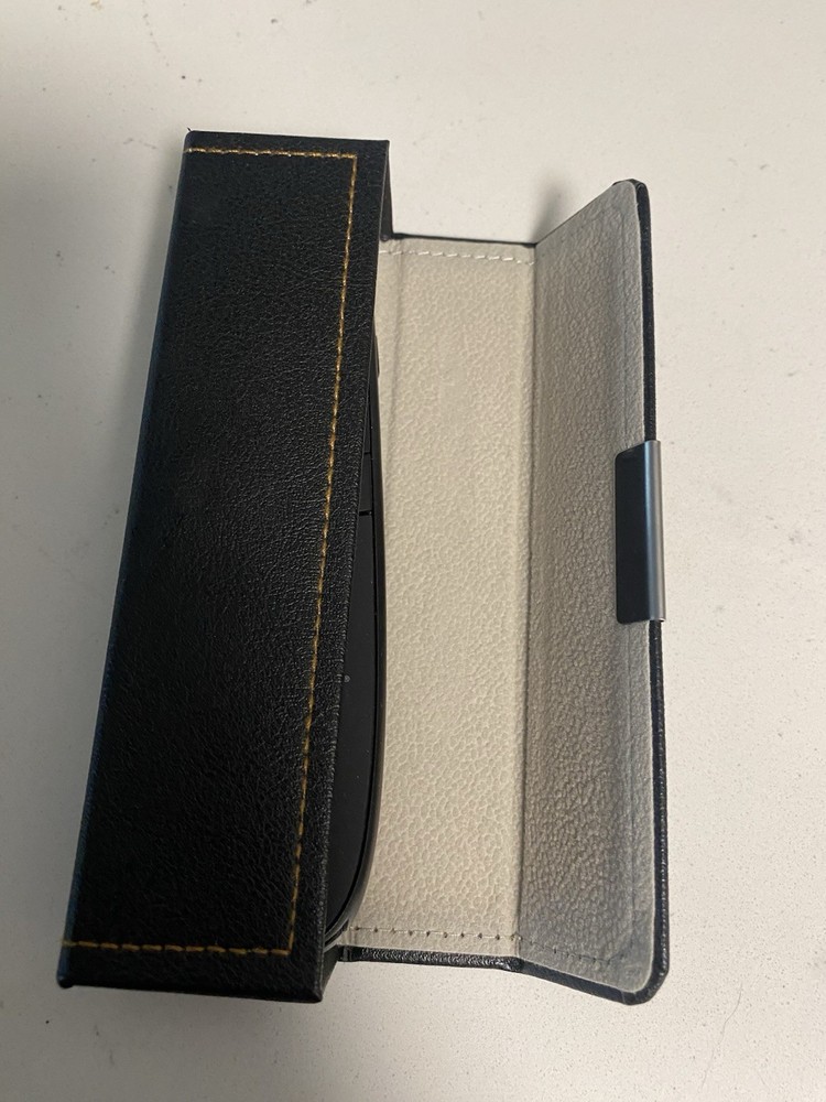 StarTech Wireless Presentation Remote With red Laser Pointer - 90ft (27m)