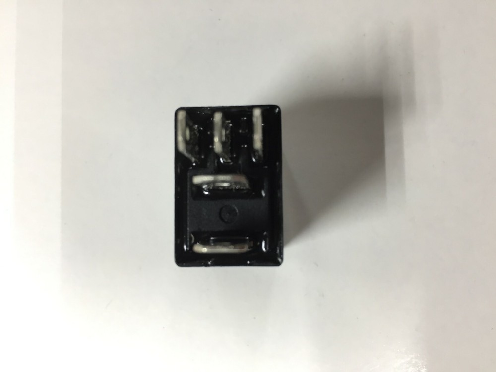 Crusader Marine Relay R130015