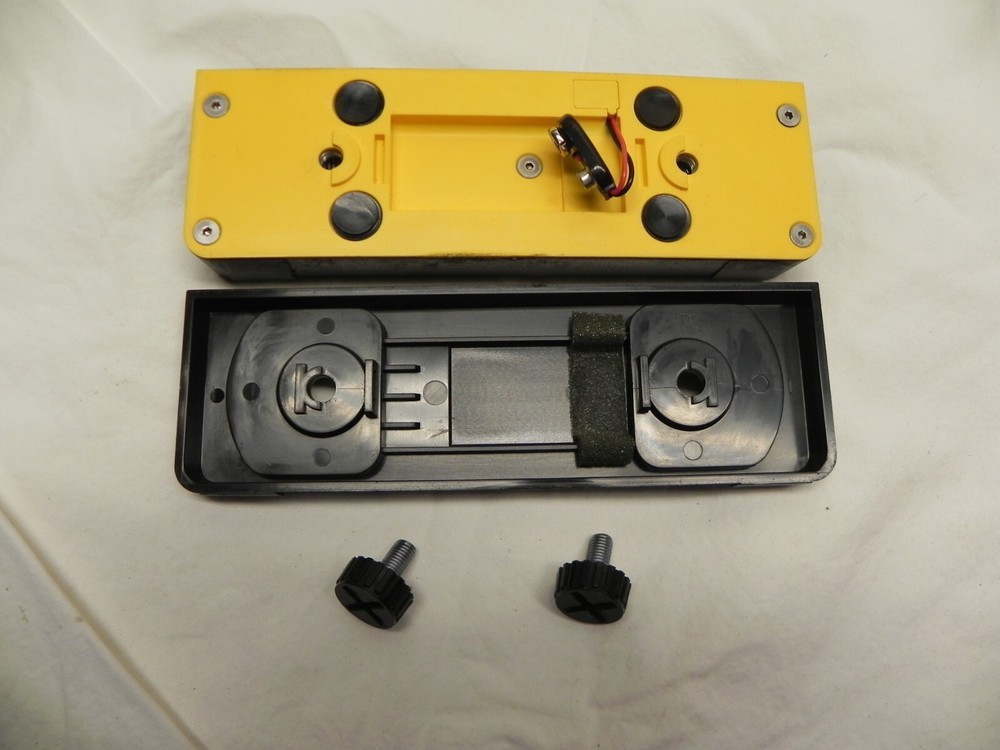 Smart Tool Digital Level Measuring 6-1/2'' Long (9 Volt Battery Needed)