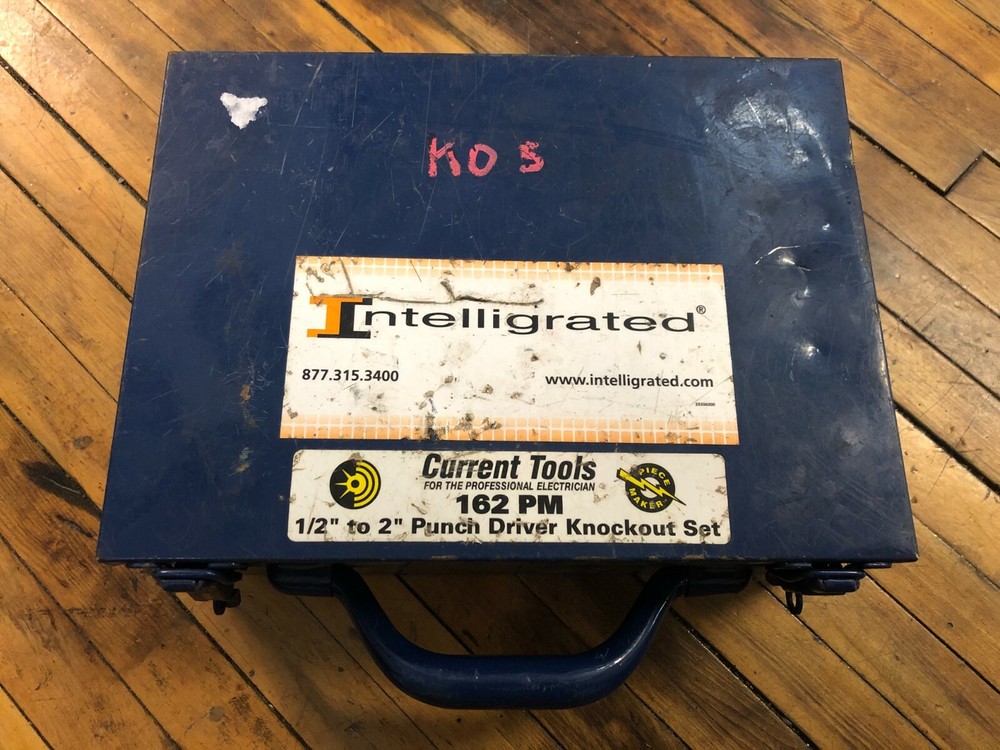 Current 1/2 to 2" Drill/Driver Mechanical Knockout Punch Tool Kit 162PM USED