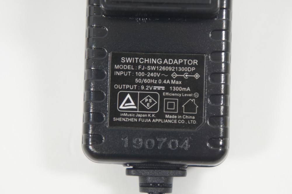 Alesis Strike Multipad Sampler Electric Drum Percussion Sample Pad w/ PSU