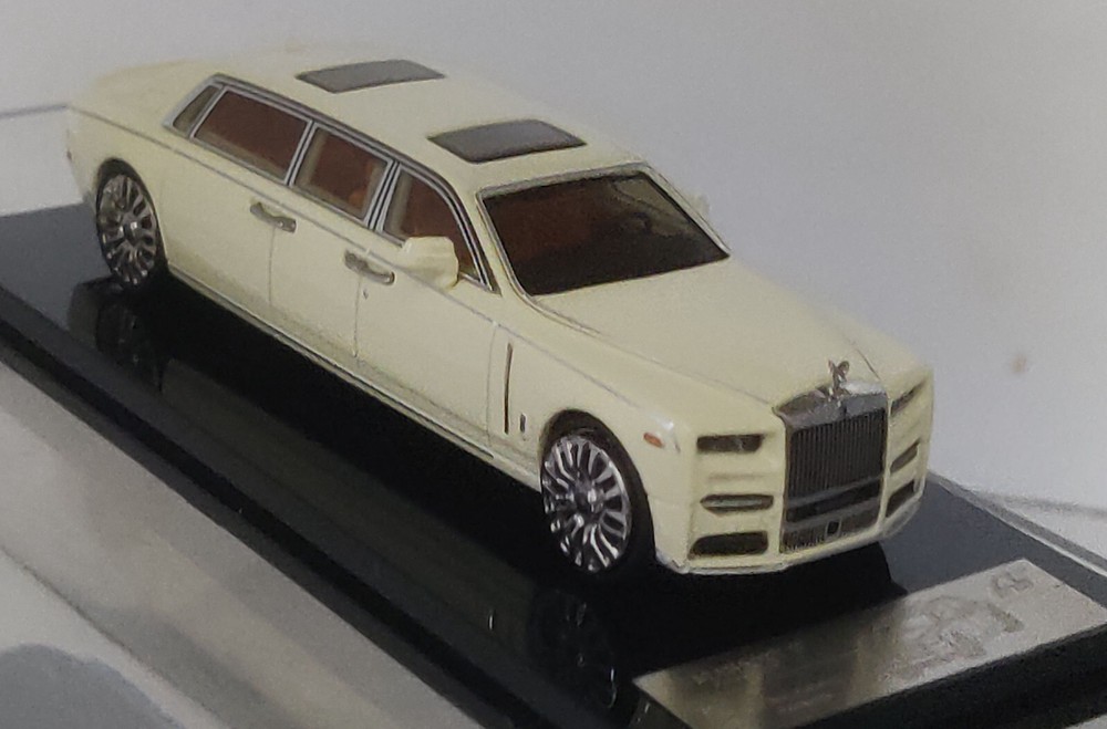MANSORY PHANTOM 1/64 Rolls-Royce Mansory Phantom Car White