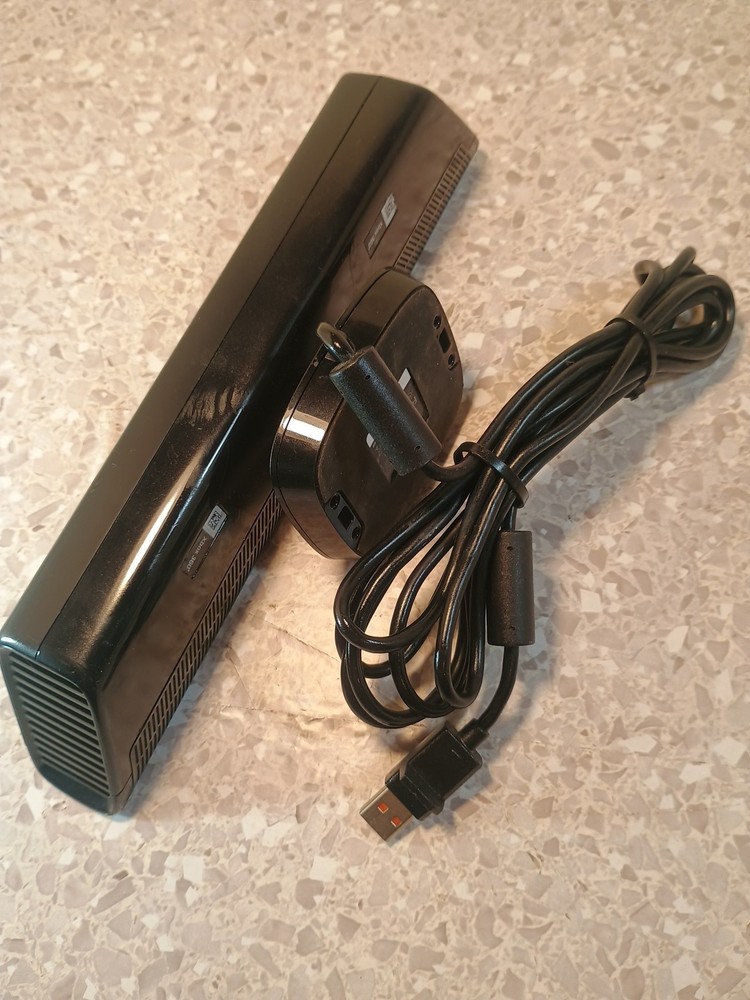 OFFICIAL XBOX 360 KINECT MOTION SENSOR BAR- TESTED AND WORKING READ DESCRIPTION