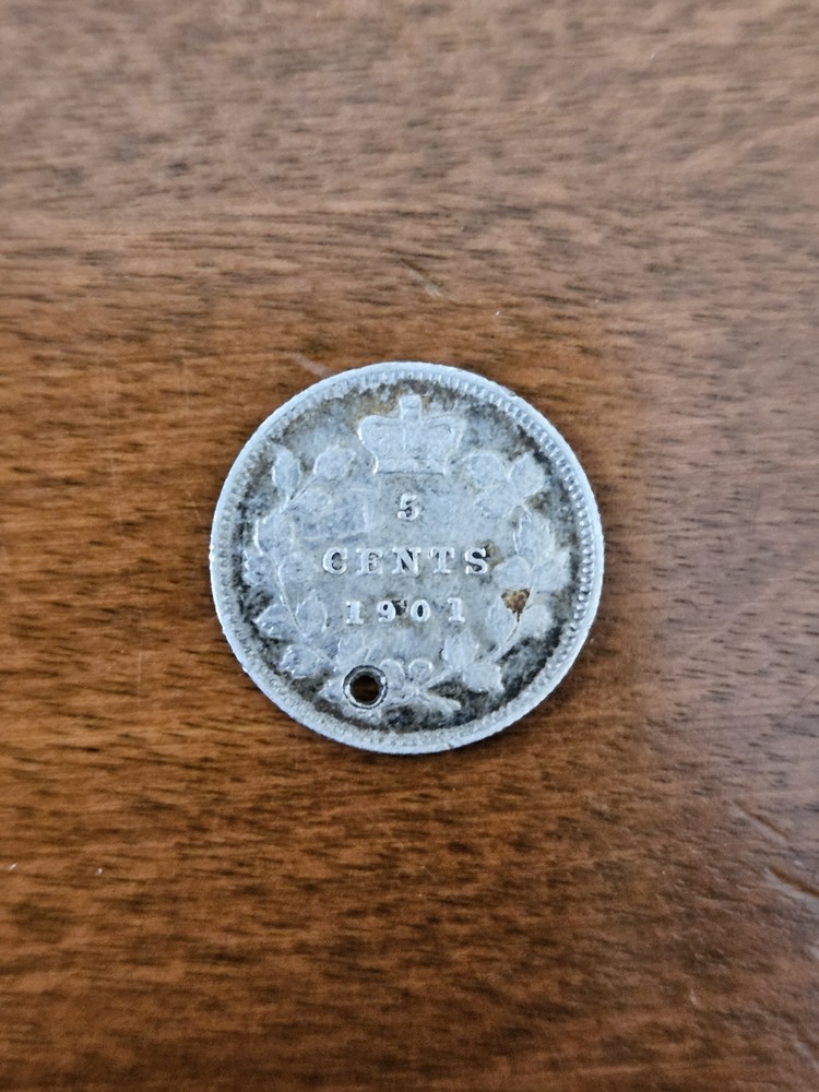1901 Canada 5 Cents Great Look