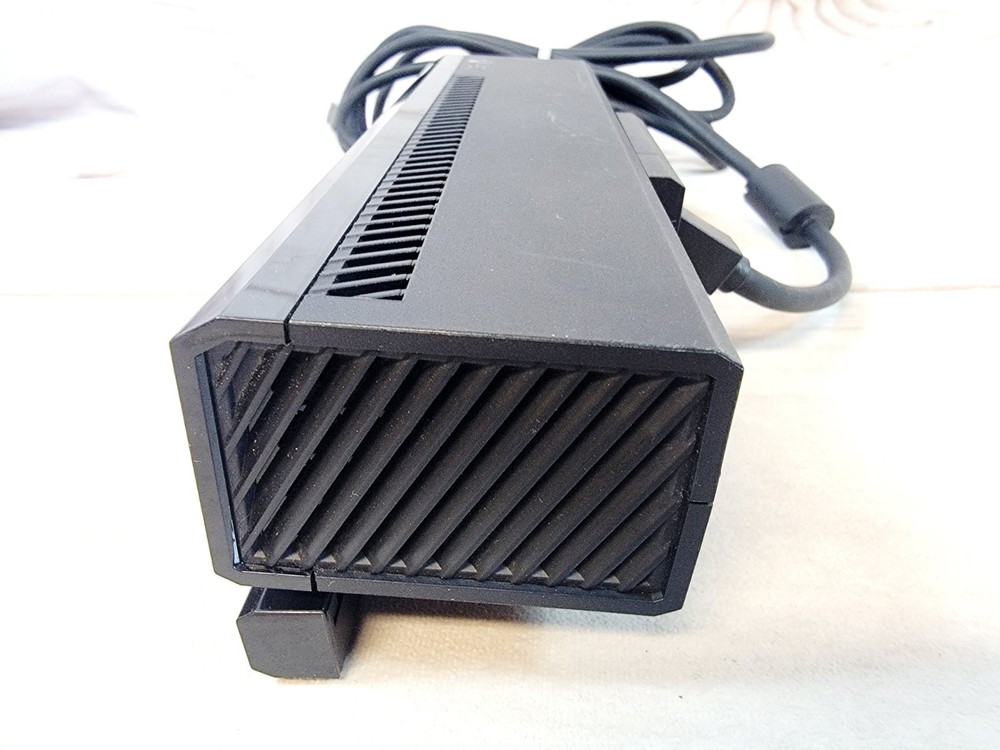 Microsoft Xbox One Kinect Camera Motion Sensor Bar Model 1520 - OEM Tested