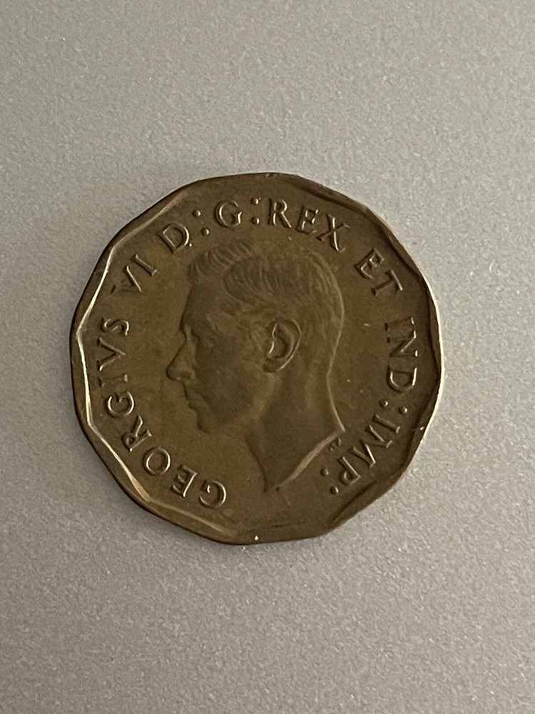 1942 Canada 5 Cent Tombac Coin