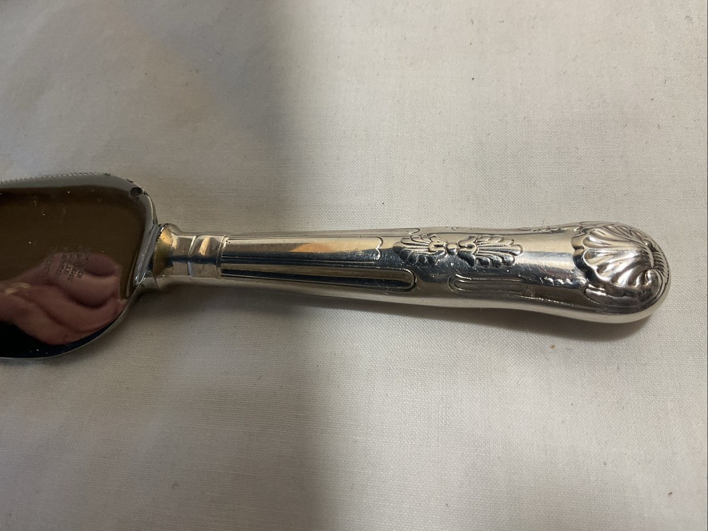 Lodge Stainless Cheese Server Sheffield England Shell Pattern