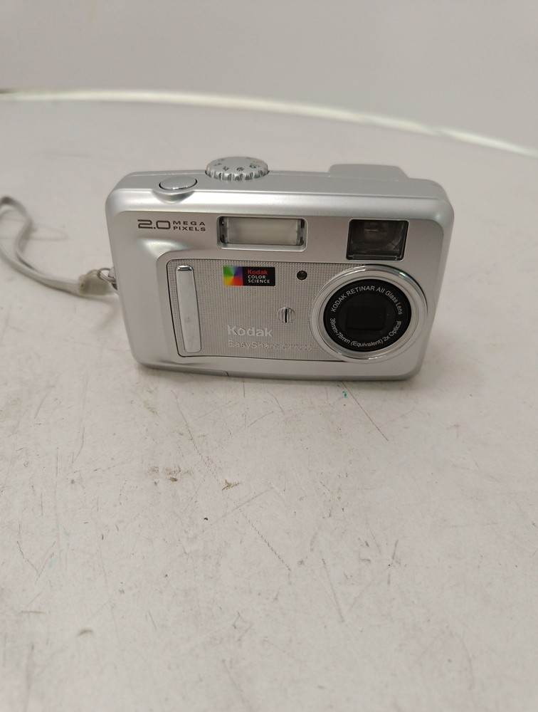 Kodak EasyShare CX7220 Digital Camera Siver (Untested)