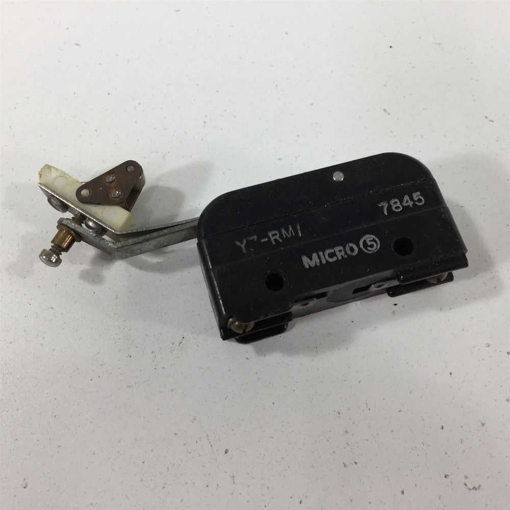 (1) Honeywell YZ-RM1 Microswitch