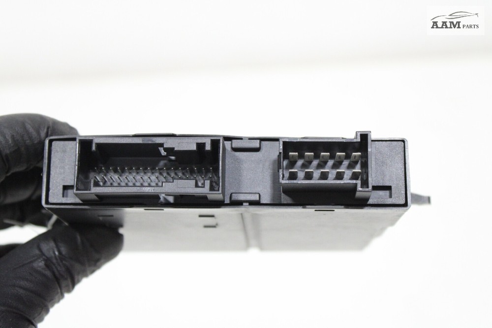 2018-24 FREIGHTLINER CASCADIA FRONT RIGHT DOOR COMPUTER CONTROL MODULE UNIT OEM