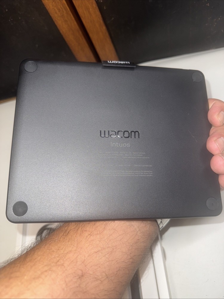 Wacom Intuos Creative Pen Tablet with Bluetooth - Medium, Black