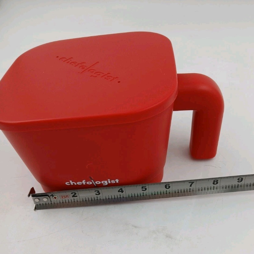 Chefologist Multipurpose Strainer and Steamer Kitchen Gadget RED 7.5"x7 "