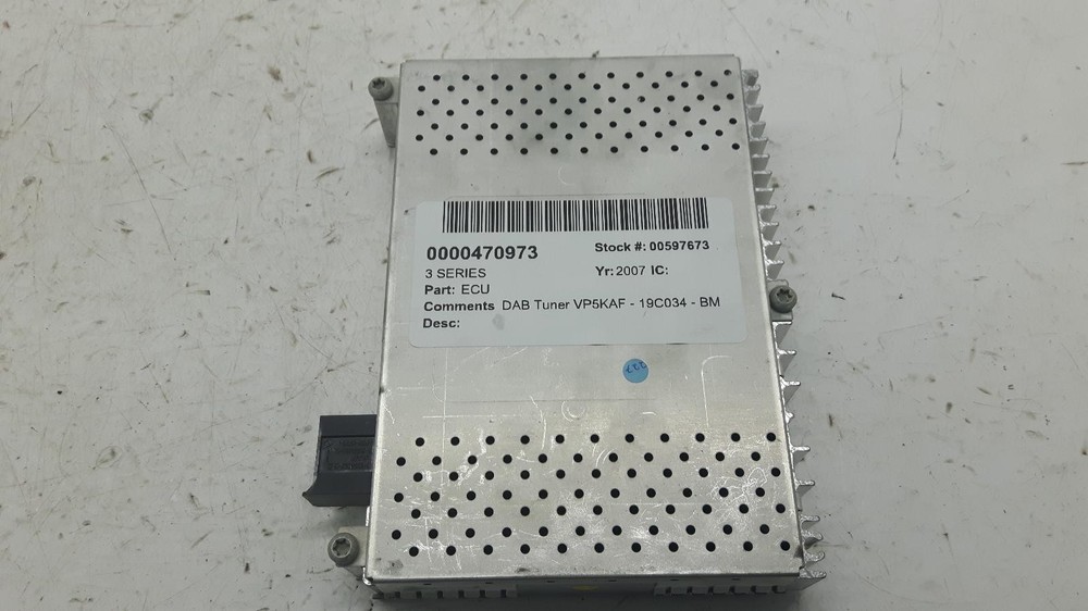 2007 BMW 3 SERIES E90/E91/E92/E93 AMPLIFIER UNIT DAB Tuner VP5KAF-19C034-BM