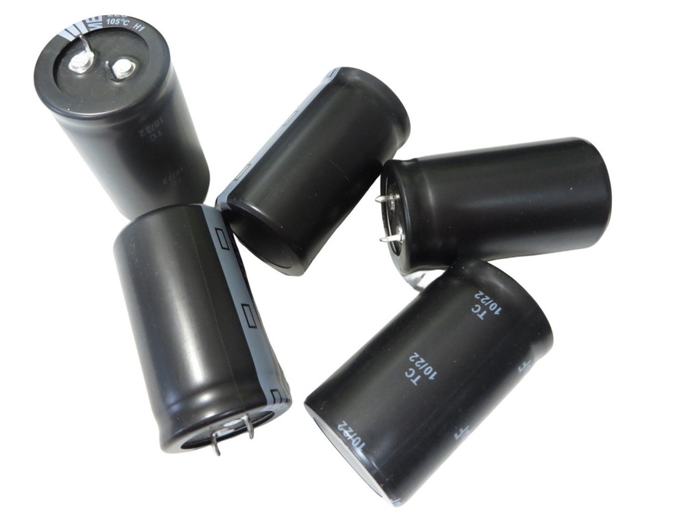 450V 470uF Electrolytic Capacitor 105°C ±20% (1 pc)