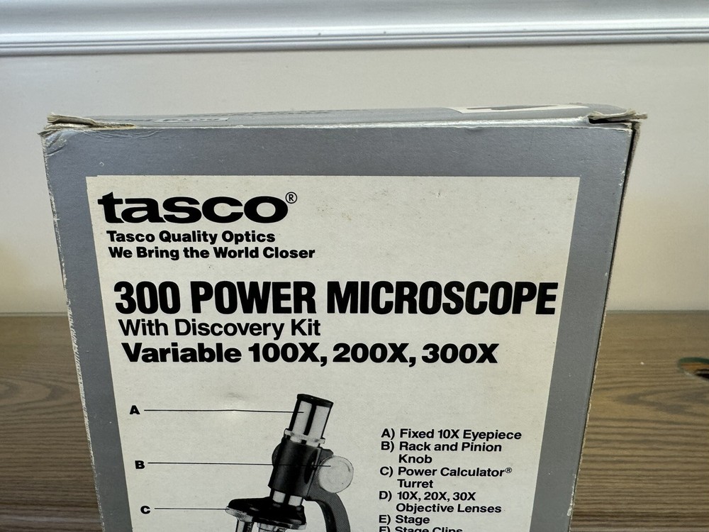 Vintage - 1988 Tasco 300E Variable Power Microscope with Discovery Kit