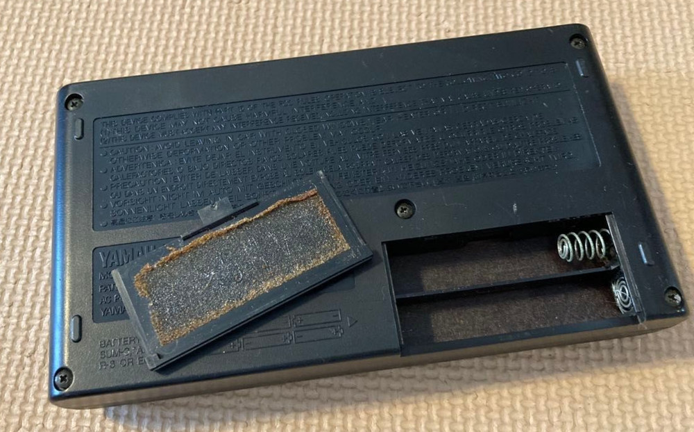 Yamaha RY8 Compact Rhythm Programmer Portable backing machine 1994 Japan