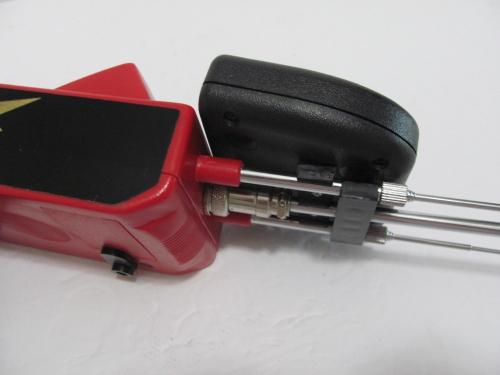 ELECTROSCOPE SYSTEM B LONG RANGE GOLD & SILVER METAL DETECTOR As Is