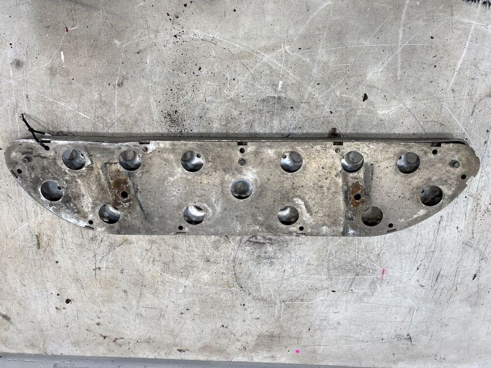 2005 Kenworth T2000 Step (723-10581)