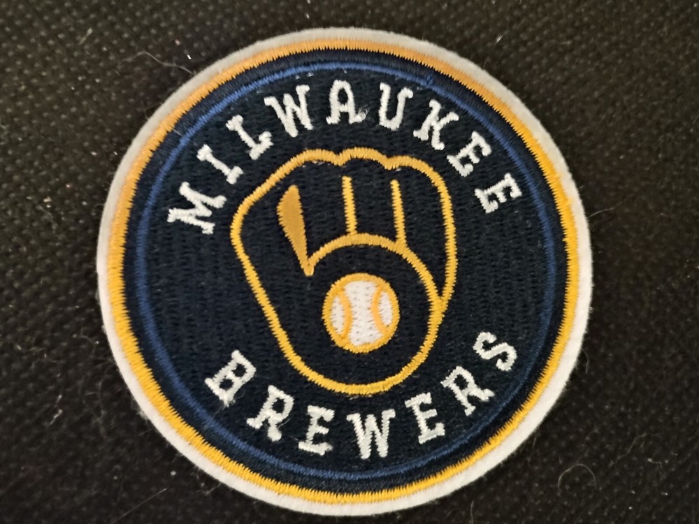 MILWAUKEE BREWERS BASEBALL IRON ON PATCH