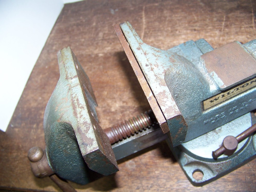 4" Wilton Bullett Vise with adjustable swivel head