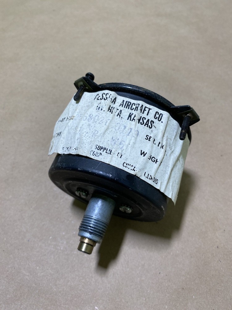 Cessna Stewart Warner Tachometer 829402 (1802)