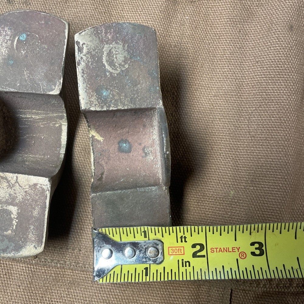 Cast Brass Cannon Trunnion Hardware, Casting