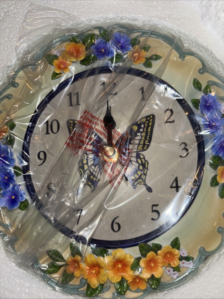 Vintage Butterfly Clock
