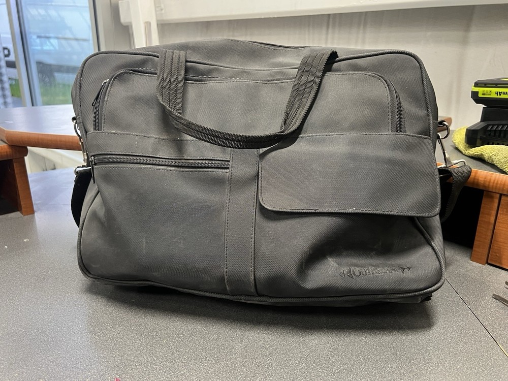 AST Premium Exec 386SX/20 laptop computer