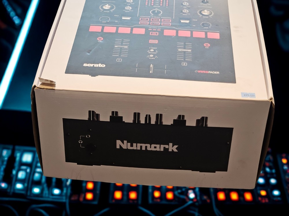 Numark Scratch 24-Bit 2-Channel Dj Mixer - Black