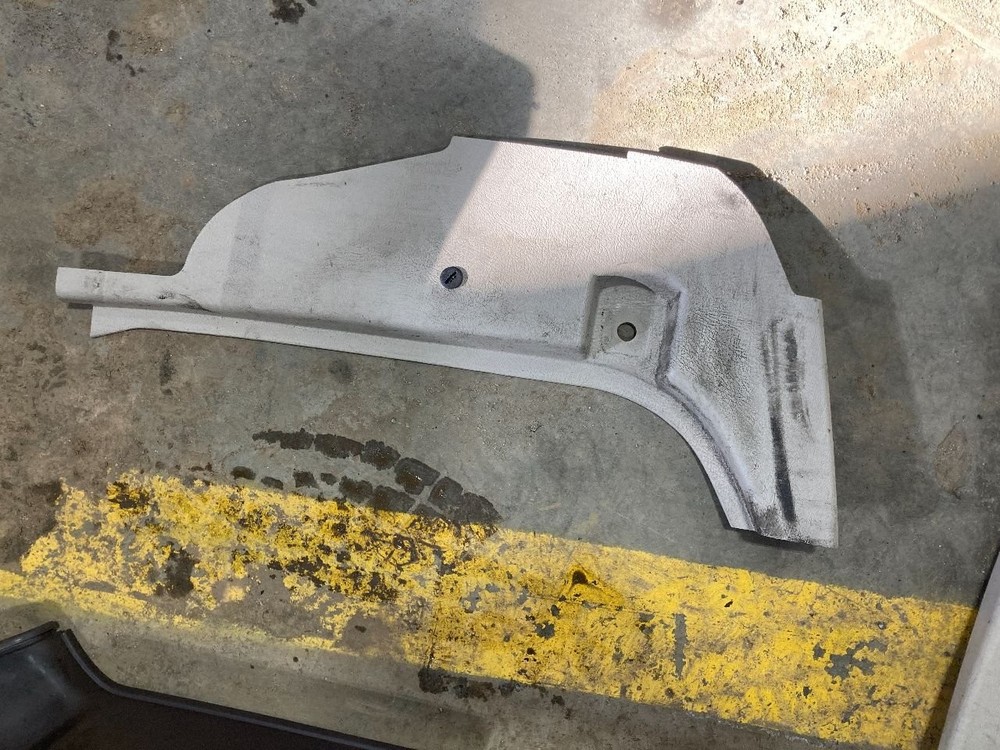 2003-2018 Volvo VNL KICK Dash Panel - Used