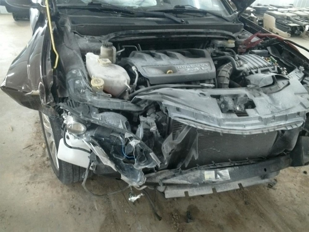 200 2013 Glove Box 104930432
