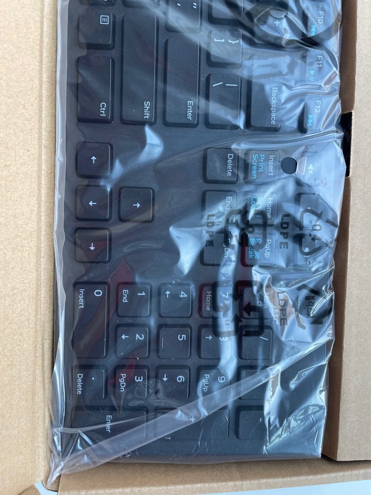 Dell Wired USB Keyboard KB216 & Wired USB Optical Mouse DP/N 049PRO