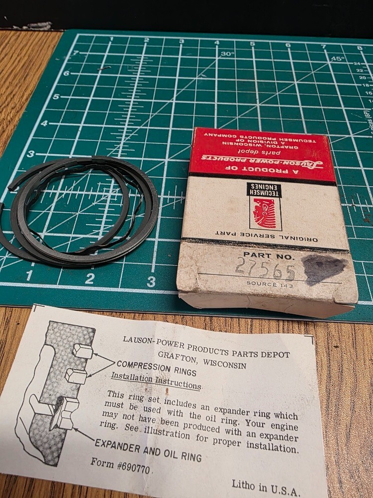 TECUMSEH# 27565- NOS, OEM PISTON RING SET  (LOT 4038)