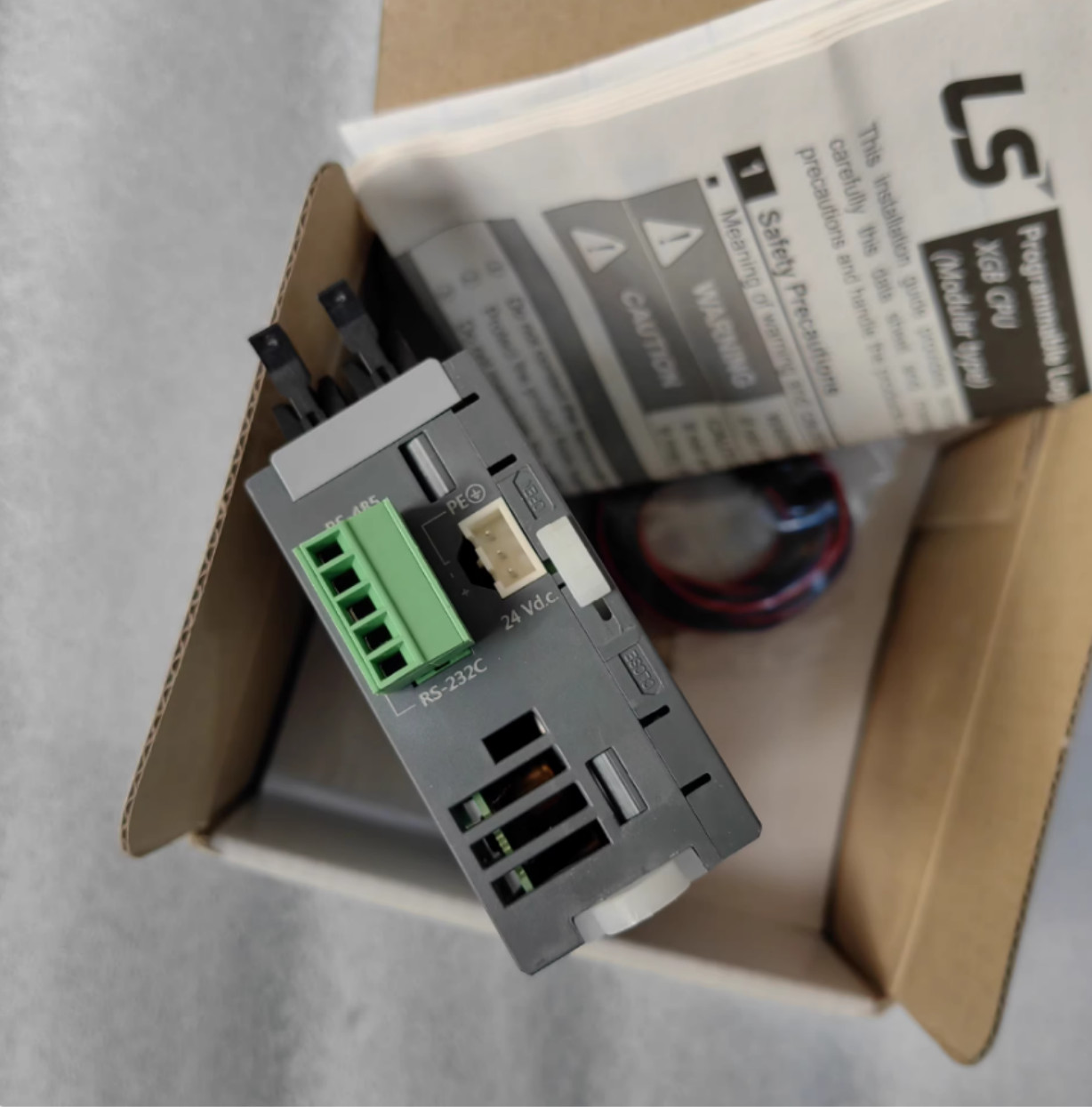 One New LS XBM-DN32S Programmable Controller XBMDN32S Expedited Shipping