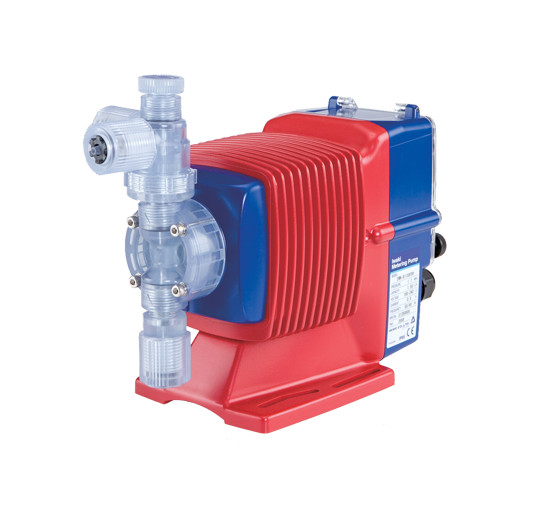 Walchem EWN-C21VCUR, Metering Pump, 2.1 GPH