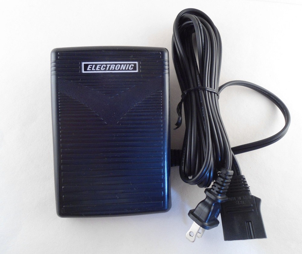 FOOT CONTROL PEDAL for Bernina Bernette Serger MO203, MO204, MO234