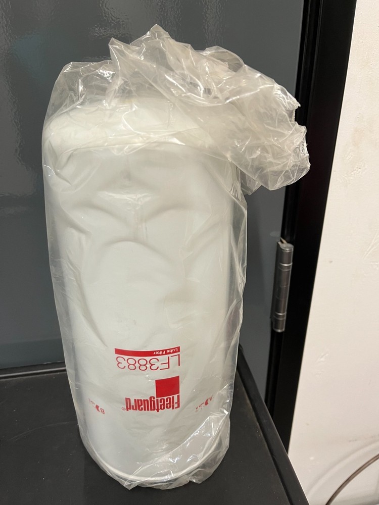 Fleetguard Hydraulic Filter - LF3883FLG