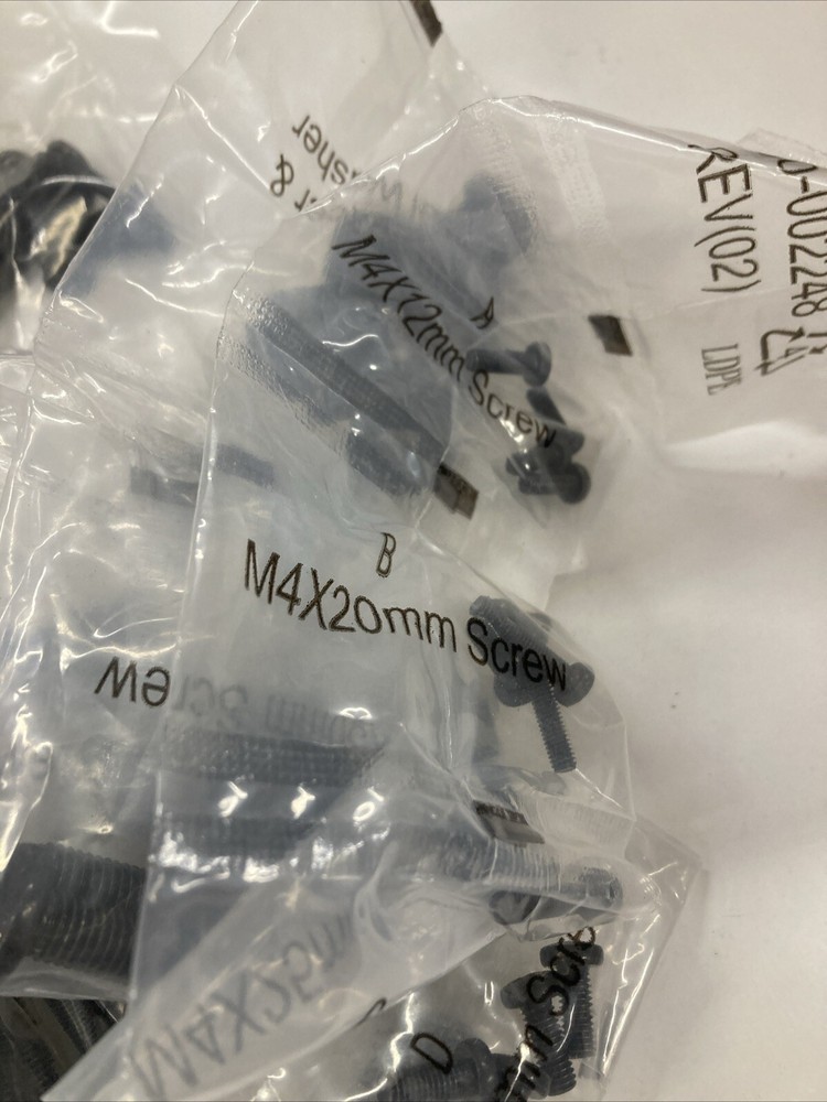 CHIEF Menu Board Interface Bracket Set 9200-002961 New in Box